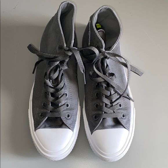 Converse Grey Size 9 High Top Sneakers